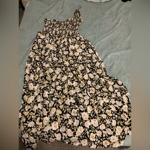 En Saison Black Floral Dress